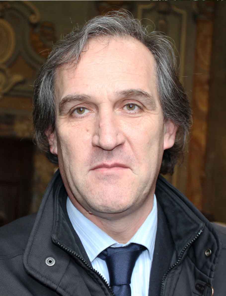 Roberto Menia