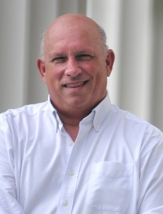 Antonio E. Puente